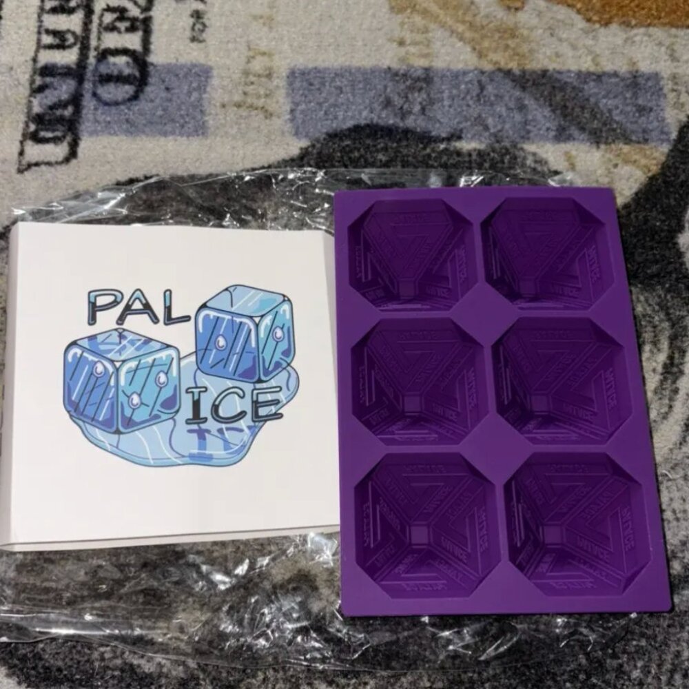 Palace Tri-Ferg Ice Cube Tray